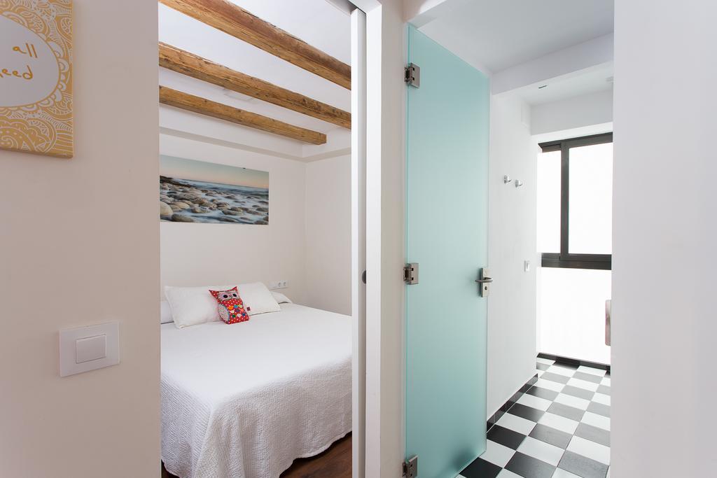 Apartments Barcelona Sagrada Room photo
